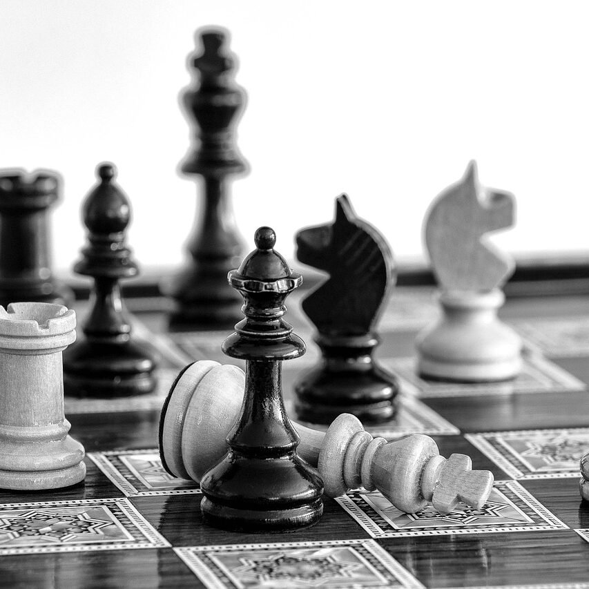 chess, checkmate, chess board, chess pieces, strategy, game, defeat, victory, win, black and white, chess, chess, chess, chess, chess, strategy